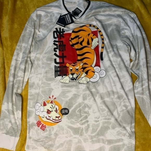 Original Gravity Menβs NWT Long Sleeve T-Shirt 'Tiger Motif ' Size Lββββββββββ - Picture 3 of 4